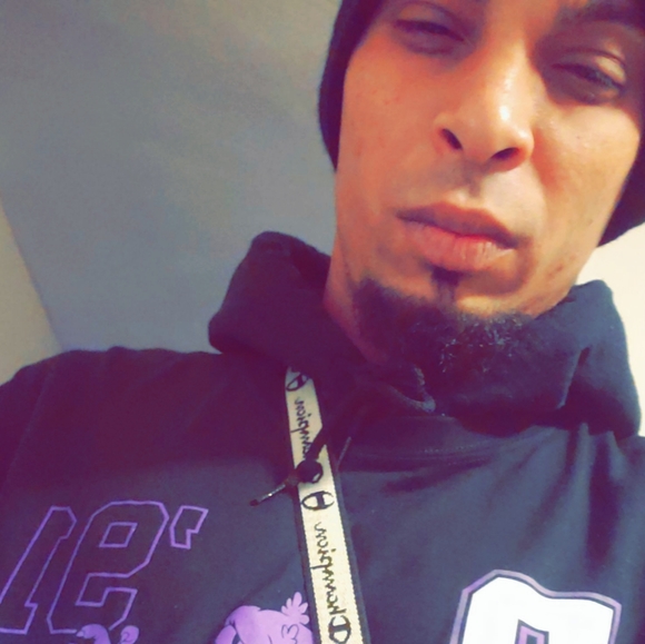 Central Florida Sneaker Heads - Picture 5 of 6